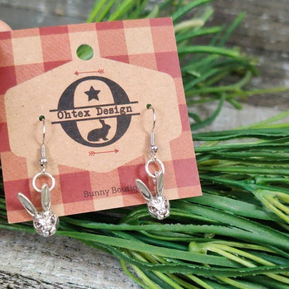 Large Tibetan silver bunny rabbit face earrings - Picture 4 of 6